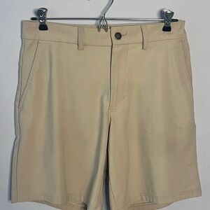Old Navy Men’s Khaki Flat Front Shorts - Waist 30- Perfect for School & Golf